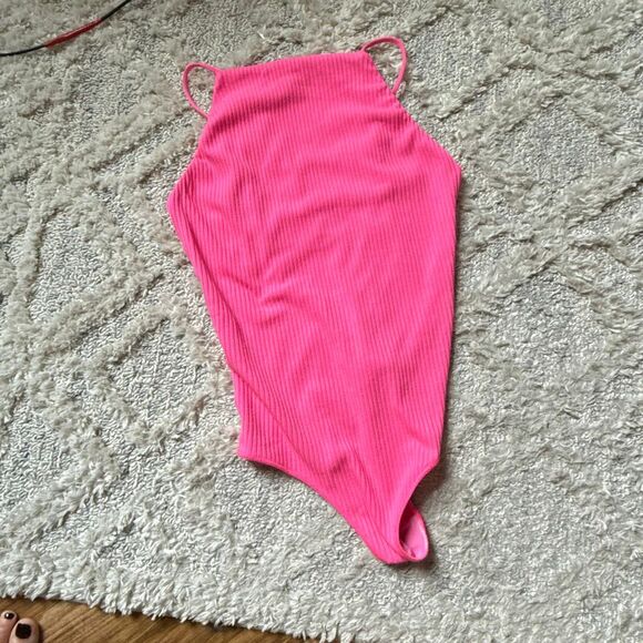 Show Me Your MuMu High Neck Pink Ribbed Body Suit Size M - Picture 3 of 7